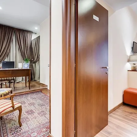 Lhr Coliseum Bed & Breakfast 3*