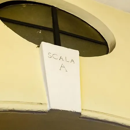 Lhr Coliseum 3*